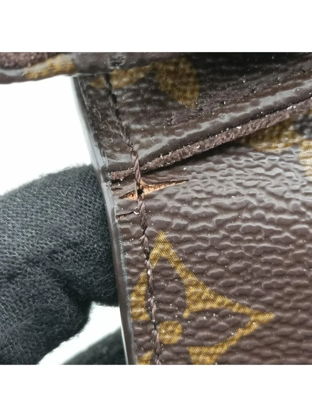Louis Vuitton Pochette Metis MM Monogram Brown Canvas Handbag